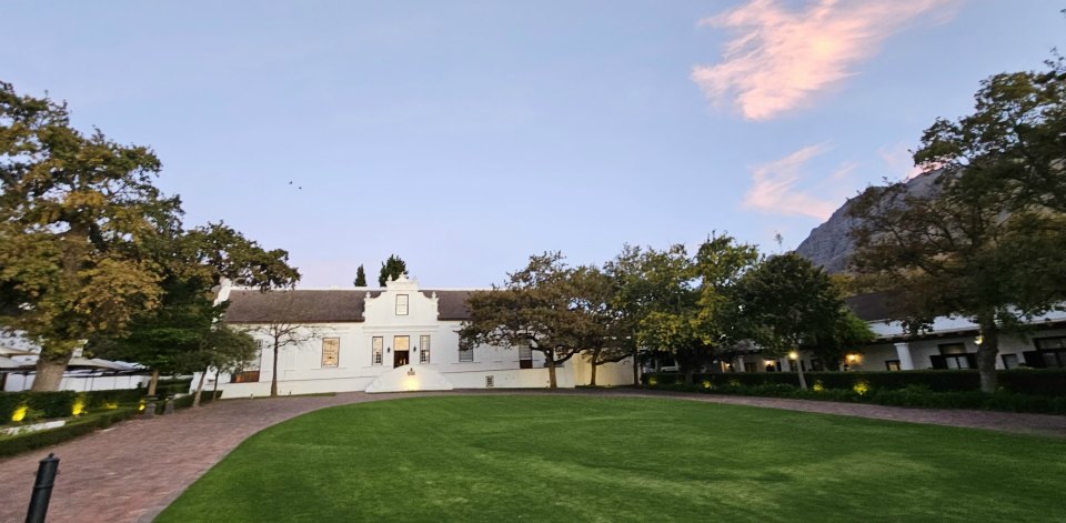 <h2>The Best of South Africa Escorted 2023</h2> 14 Nights | 6 Rounds | March 11 - 25